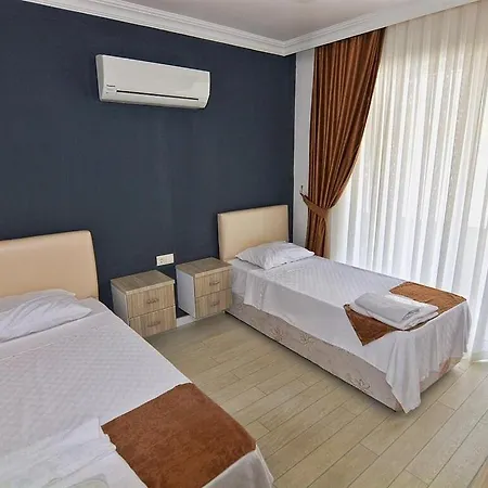 Hotel Airport Guelluek *